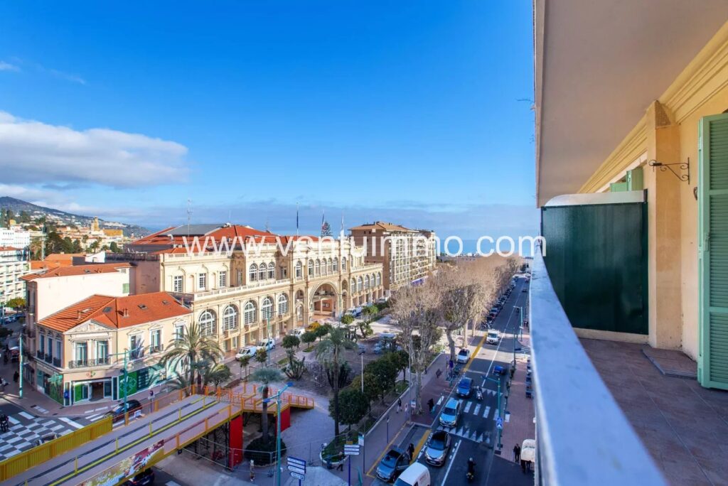 MENTON : T3 104m2 proche mer