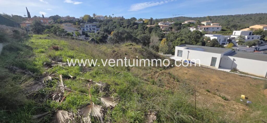 Deux villas jumelées et piscine privée chacune à Fréjus