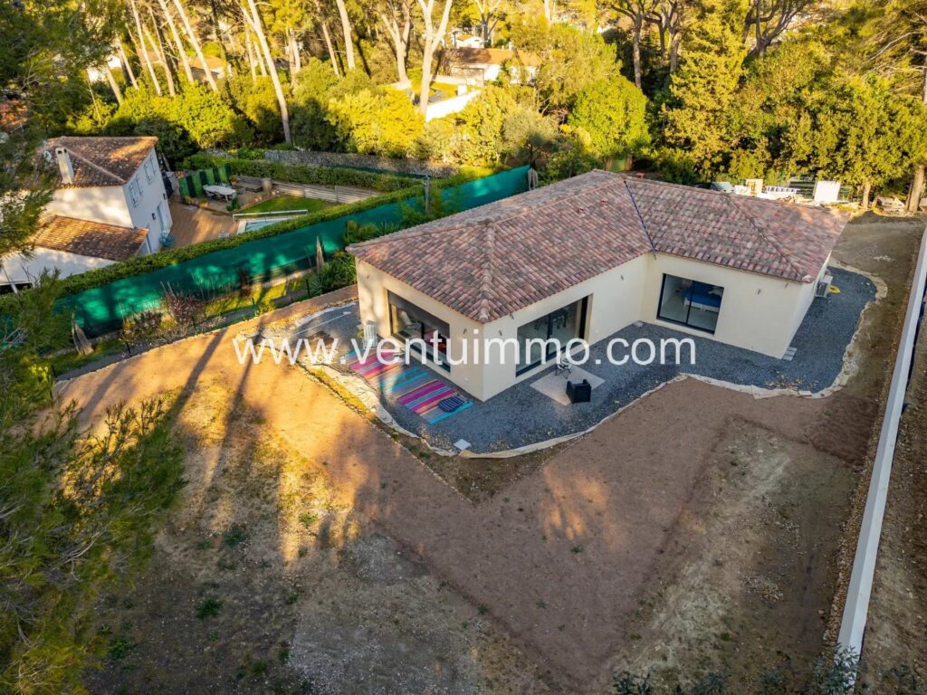 CONTEMPORARY VILLA 2025 — PRIVATE ESTATE — GARDEN POOL-READY