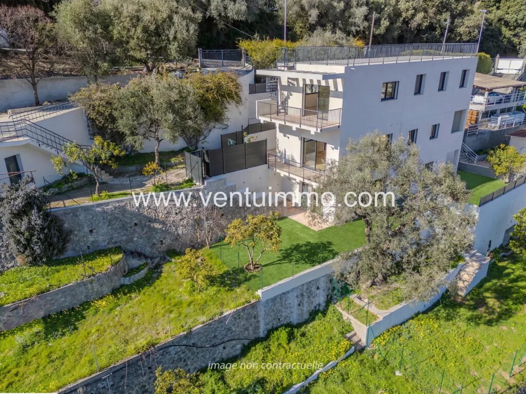 Eccezionale appartamento al piano terra a Nizza con vista panoramica