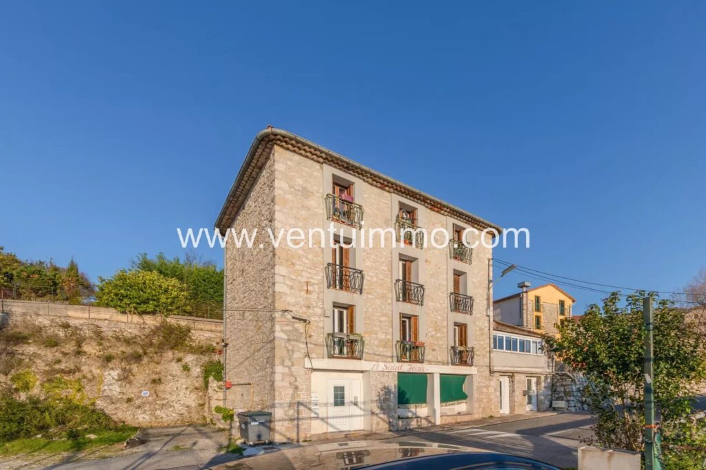 Charmant appartement 3 pièces à Aspremont