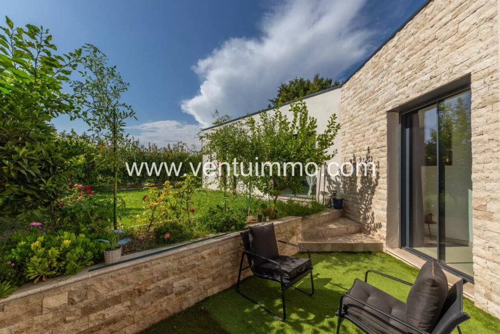 CANNES LA BOCCA VILLA NEUVE AVEC JARDIN FLEURI