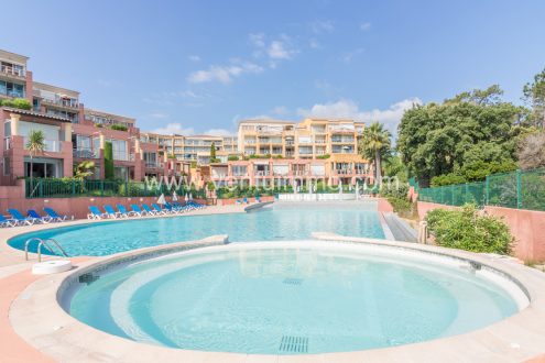 10-theoulesurmer-06590-appartement-piscine-agenceimmobiliere-vendre-estimation