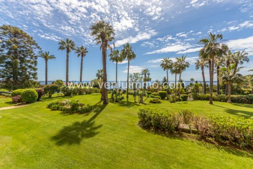 3-golfejuan-06220-appartement-jardin-piscine-agenceimmobiliere-vendre-estimation